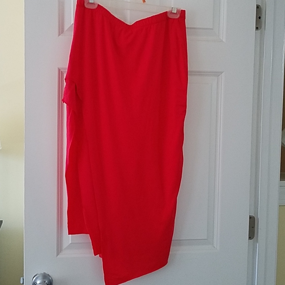 Saucy skirt!